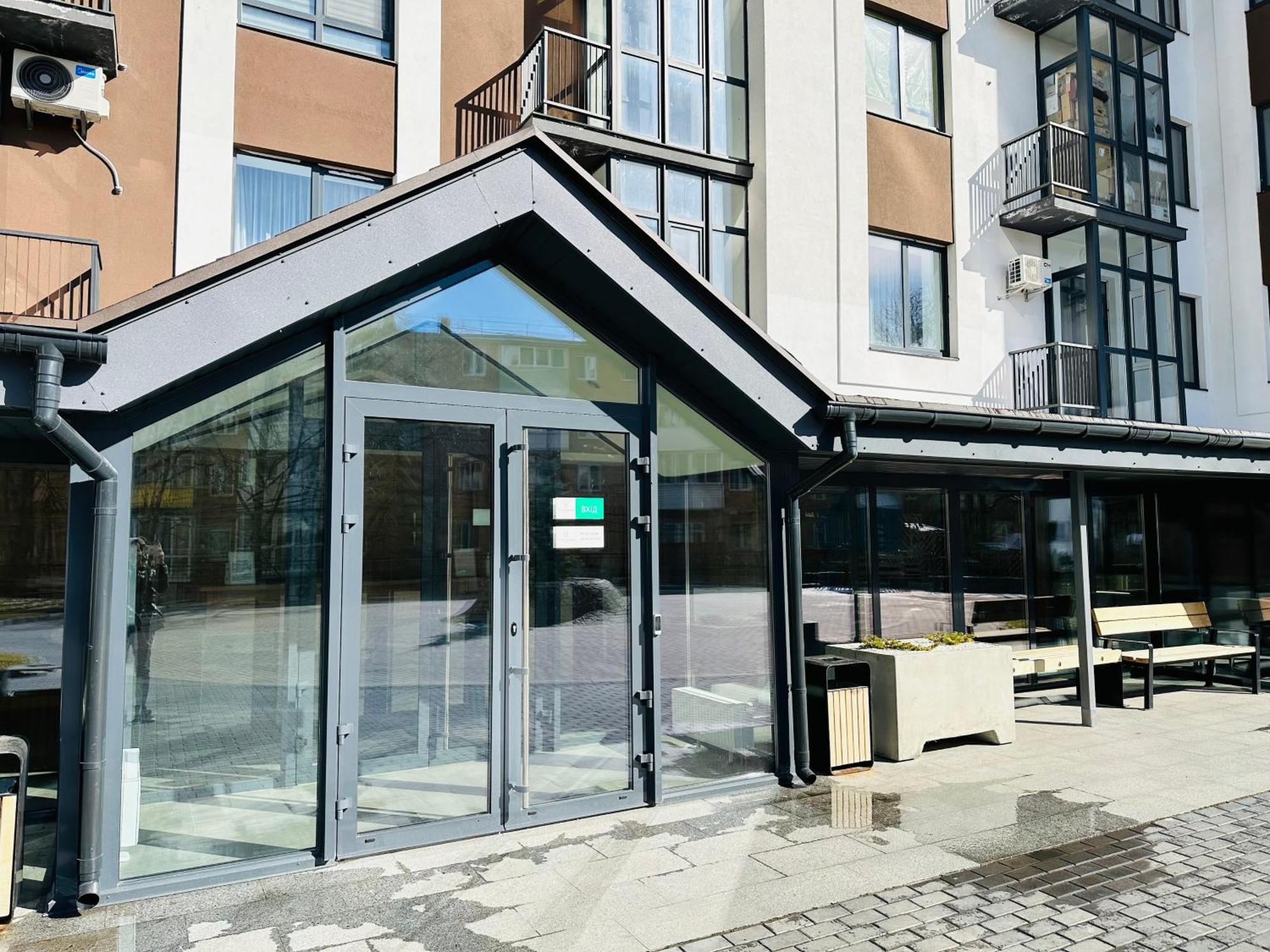 Designer Apartments In The City Center 리우네 외부 사진